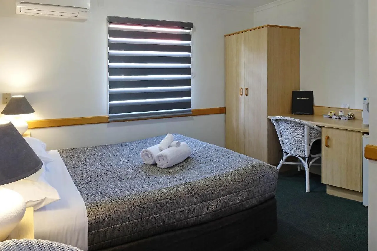 Warwick Vines Motel